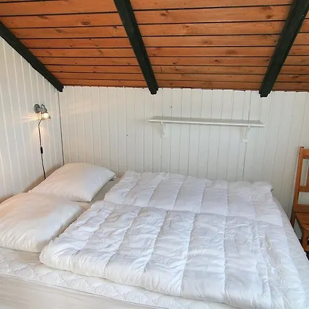 Holiday Vesten B- 5078 *